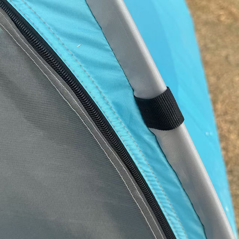 屋外ピックアップトラックの荷台キャンプテント