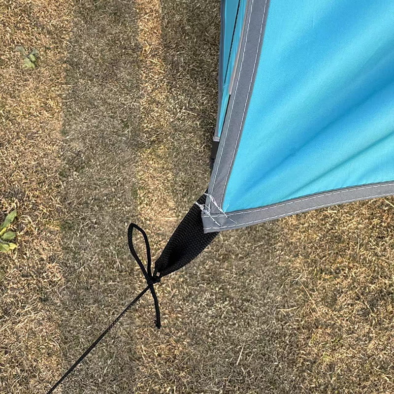 屋外ピックアップトラックの荷台キャンプテント