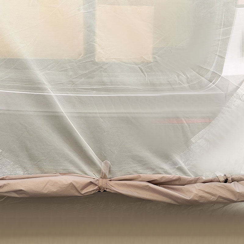 車の後部に接続するアウトドアキャンプ用二層テント