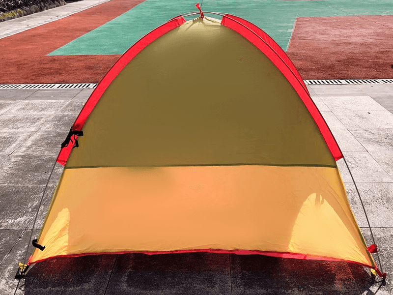 3面にベンチレーションを備えた広々とした屋外ビーチテント 3面にベンチレーションを備えた広々とした屋外ビーチテント